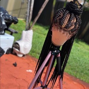 NEVER BEFORE WORN WIG